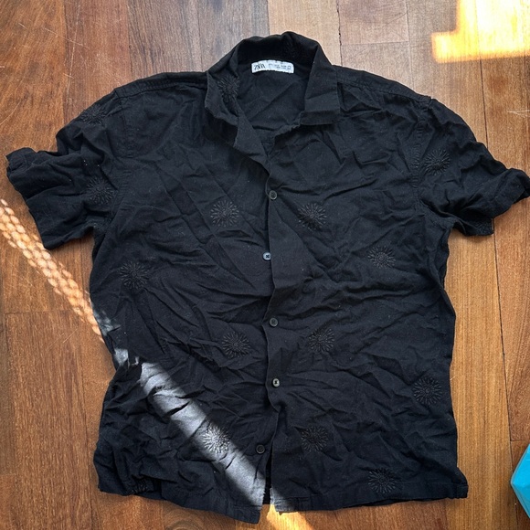 Zara Black Textured Casual Button Down Shirt - Picture 1 of 5